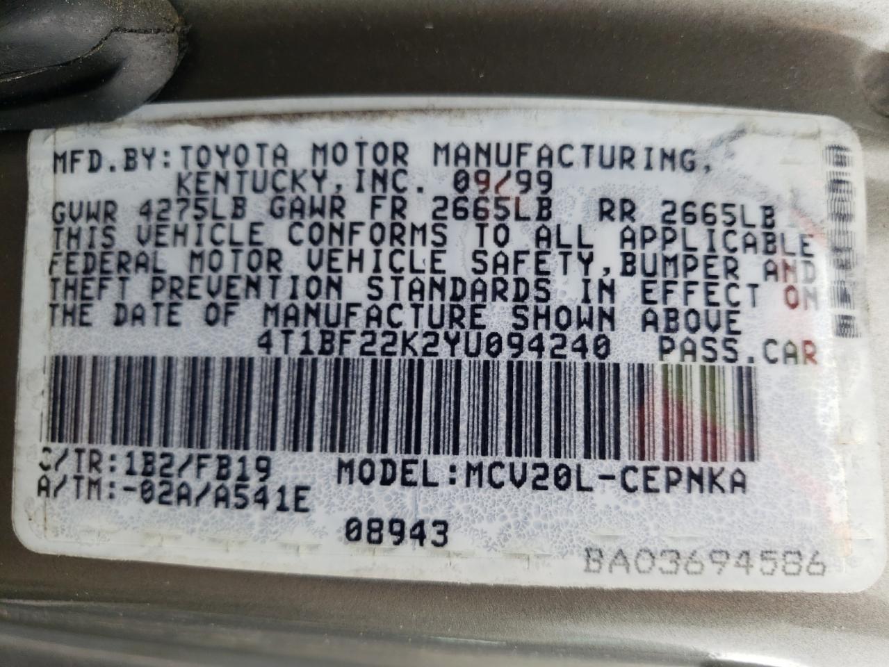 4T1BF22K2YU094240 2000 Toyota Camry Le