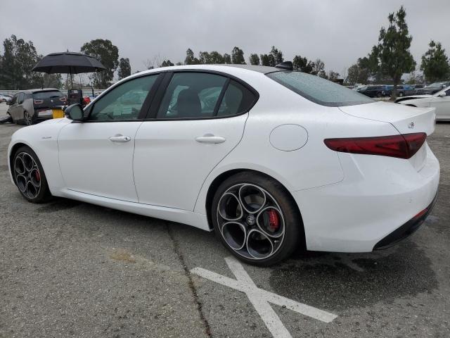 ZARFAMBN9N7666141 Alfa Romeo Giulia Sup  2