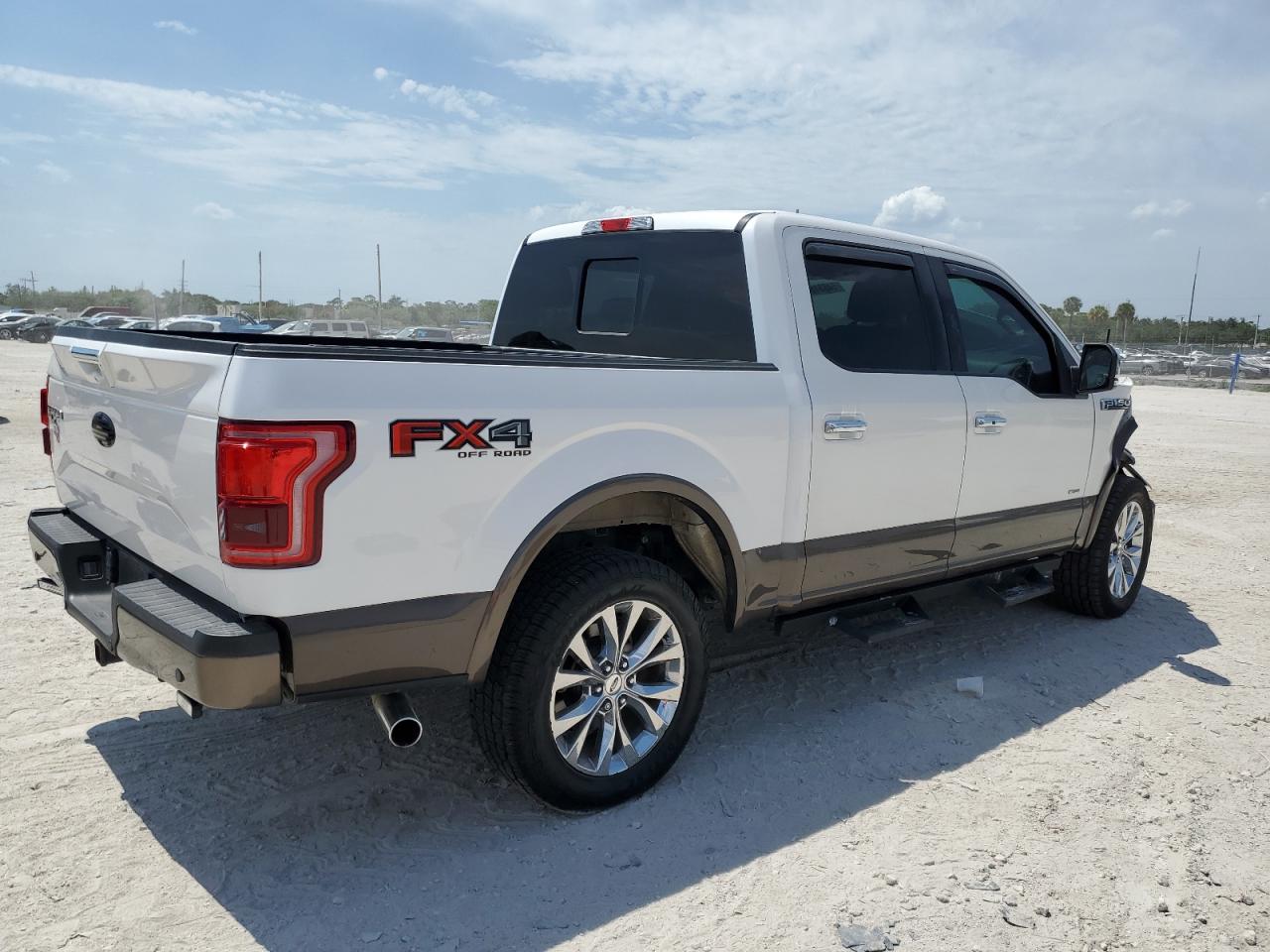 1FTEW1EGXHKD31295 2017 Ford F150 Supercrew