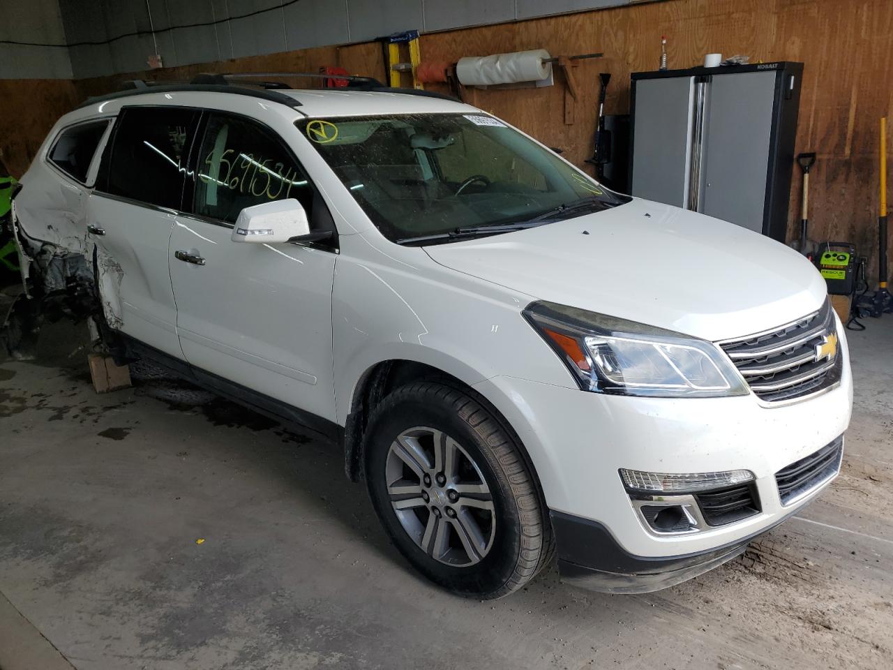 1GNKVHKD5FJ137440 2015 Chevrolet Traverse Lt