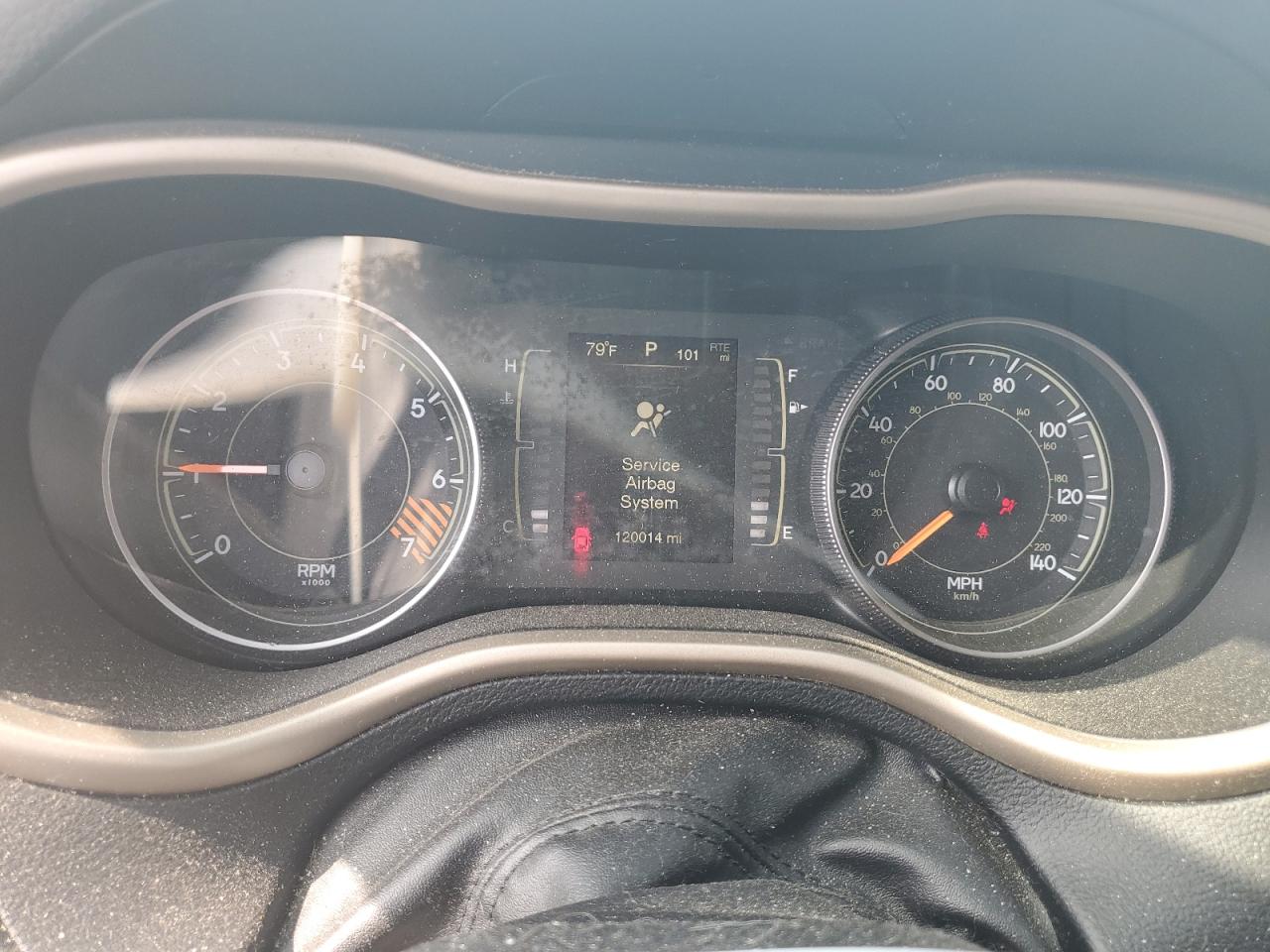 1C4PJLABXFW590338 2015 Jeep Cherokee Sport