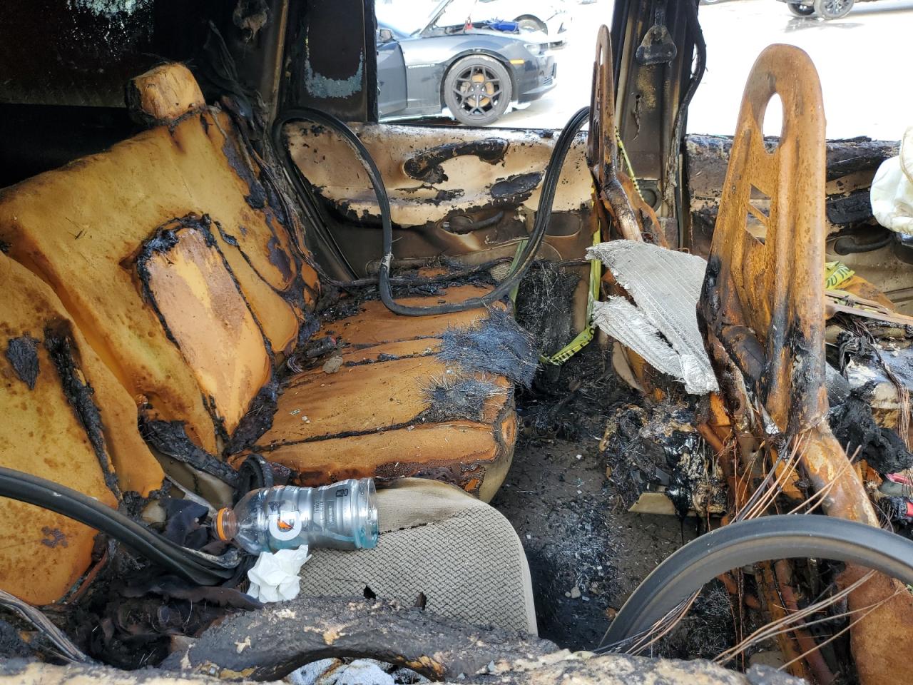 1FMRU1560YLC19416 2000 Ford Expedition Xlt