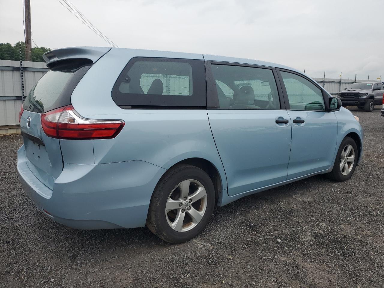 5TDZZ3DC9HS826339 2017 Toyota Sienna