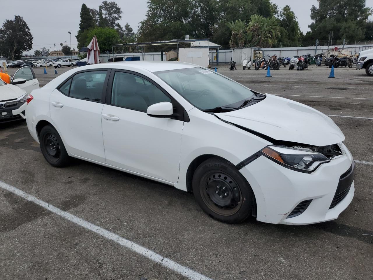 2016 Toyota Corolla L vin: 5YFBURHE5GP401402