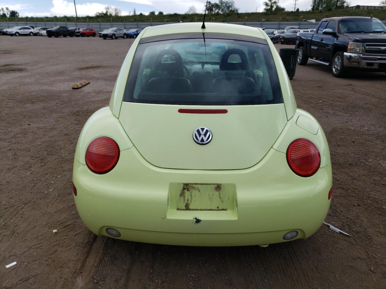 3VWCD21C91M469198 2001 Volkswagen New Beetle Gls