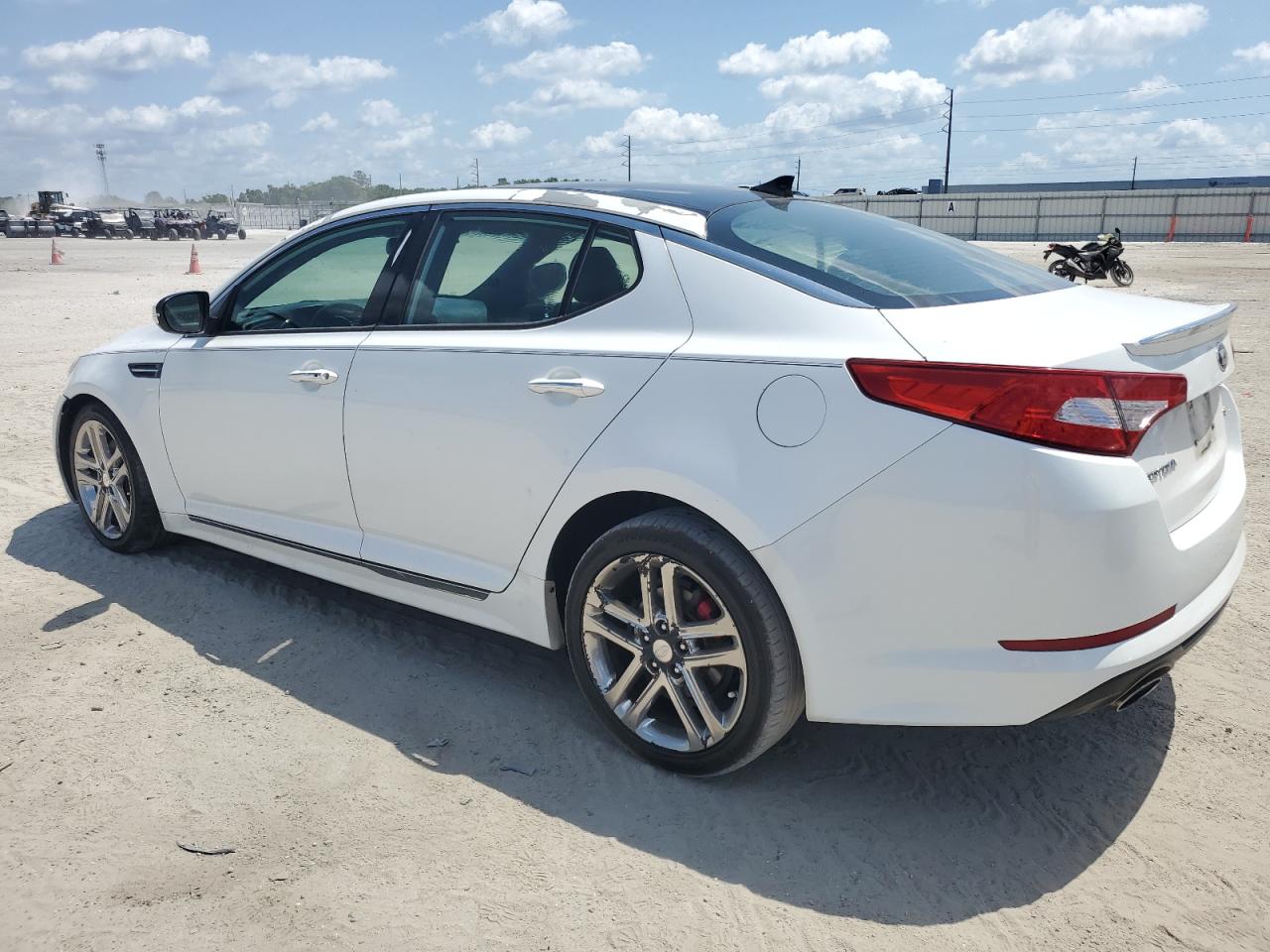 5XXGR4A62DG109580 2013 Kia Optima Sx