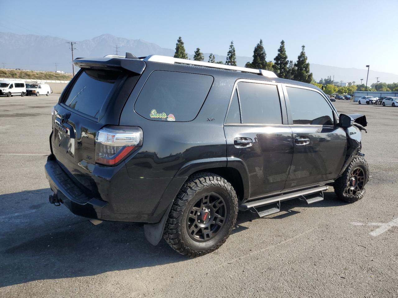 2018 Toyota 4Runner Sr5/Sr5 Premium vin: JTEBU5JR8J5586972