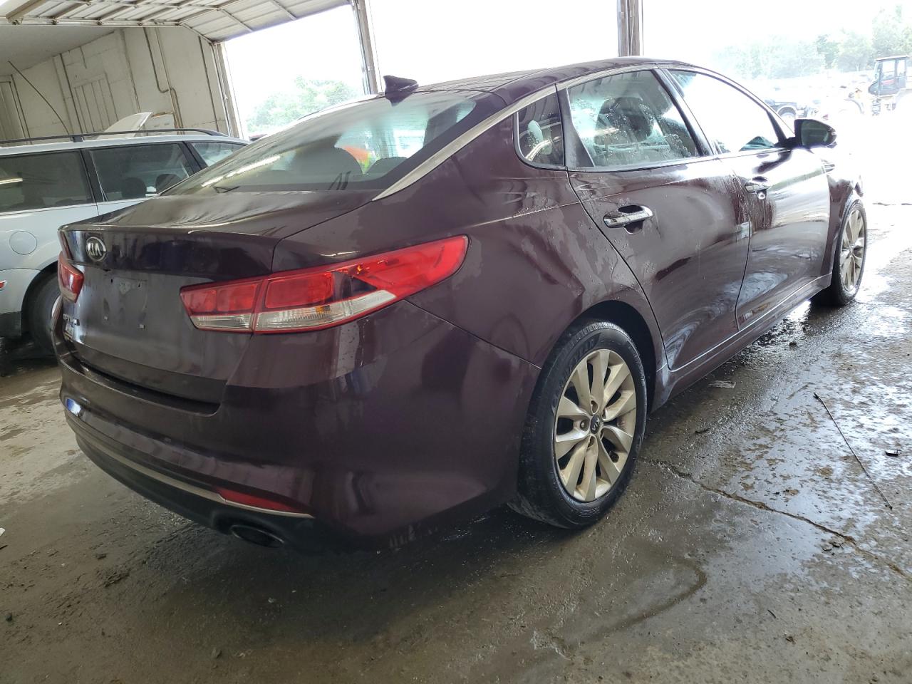 2016 Kia Optima Lx vin: 5XXGT4L37GG008298