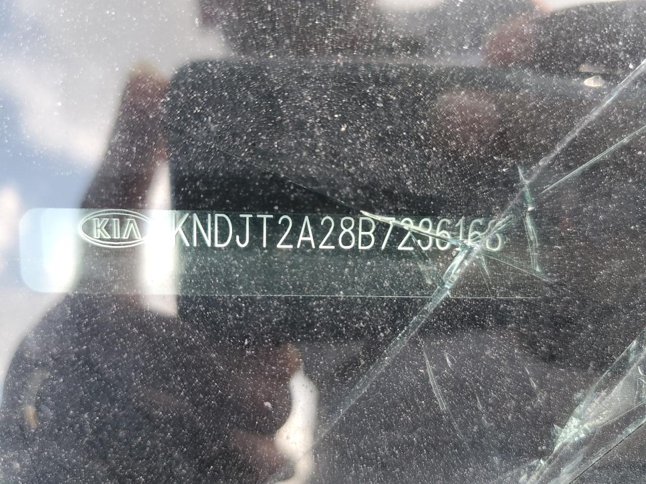 KNDJT2A28B7236168 2011 Kia Soul +