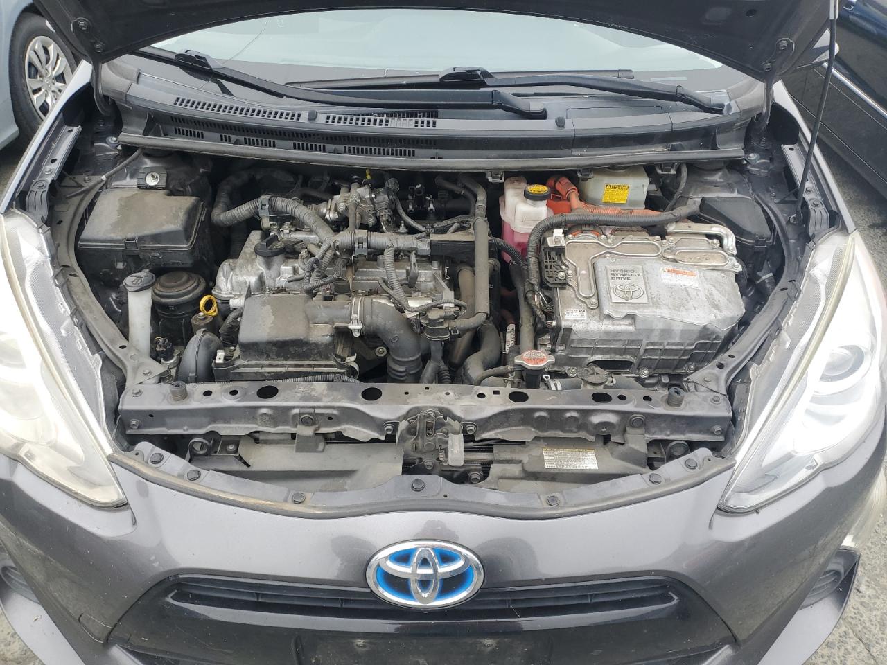 JTDKDTB30G1130645 2016 Toyota Prius C