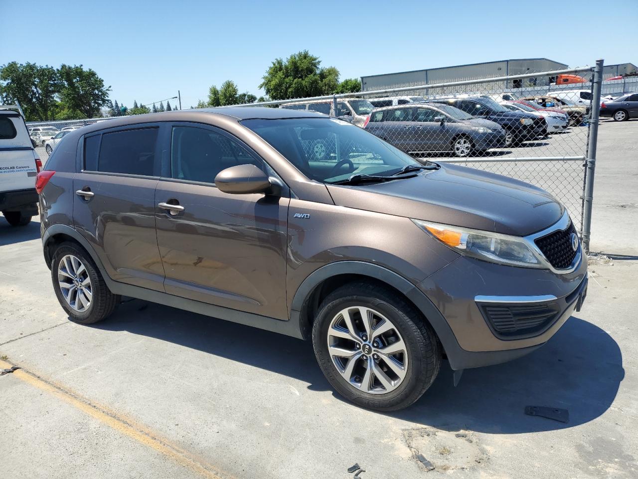 KNDPBCAC8E7627921 2014 Kia Sportage Lx