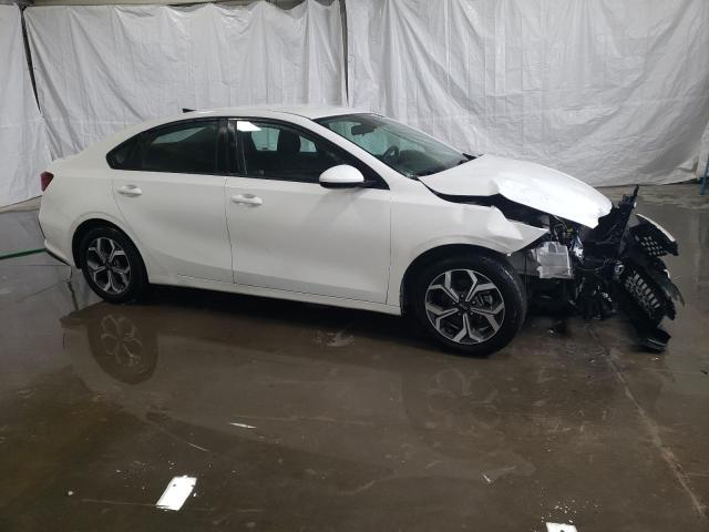 3KPF24AD8ME321598 Kia Forte FE 4