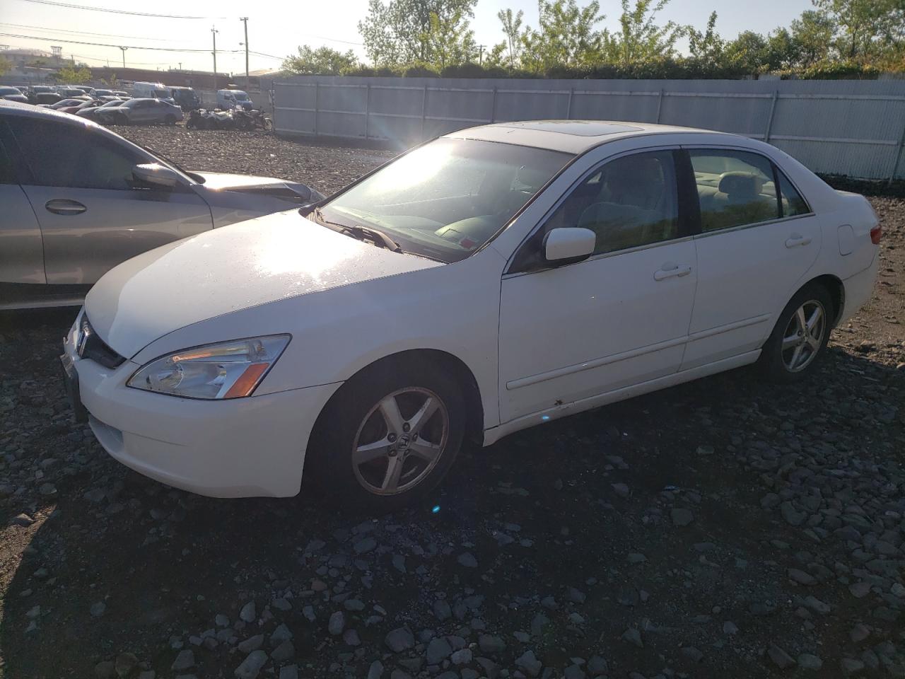 1HGCM56745A179357 2005 Honda Accord Ex