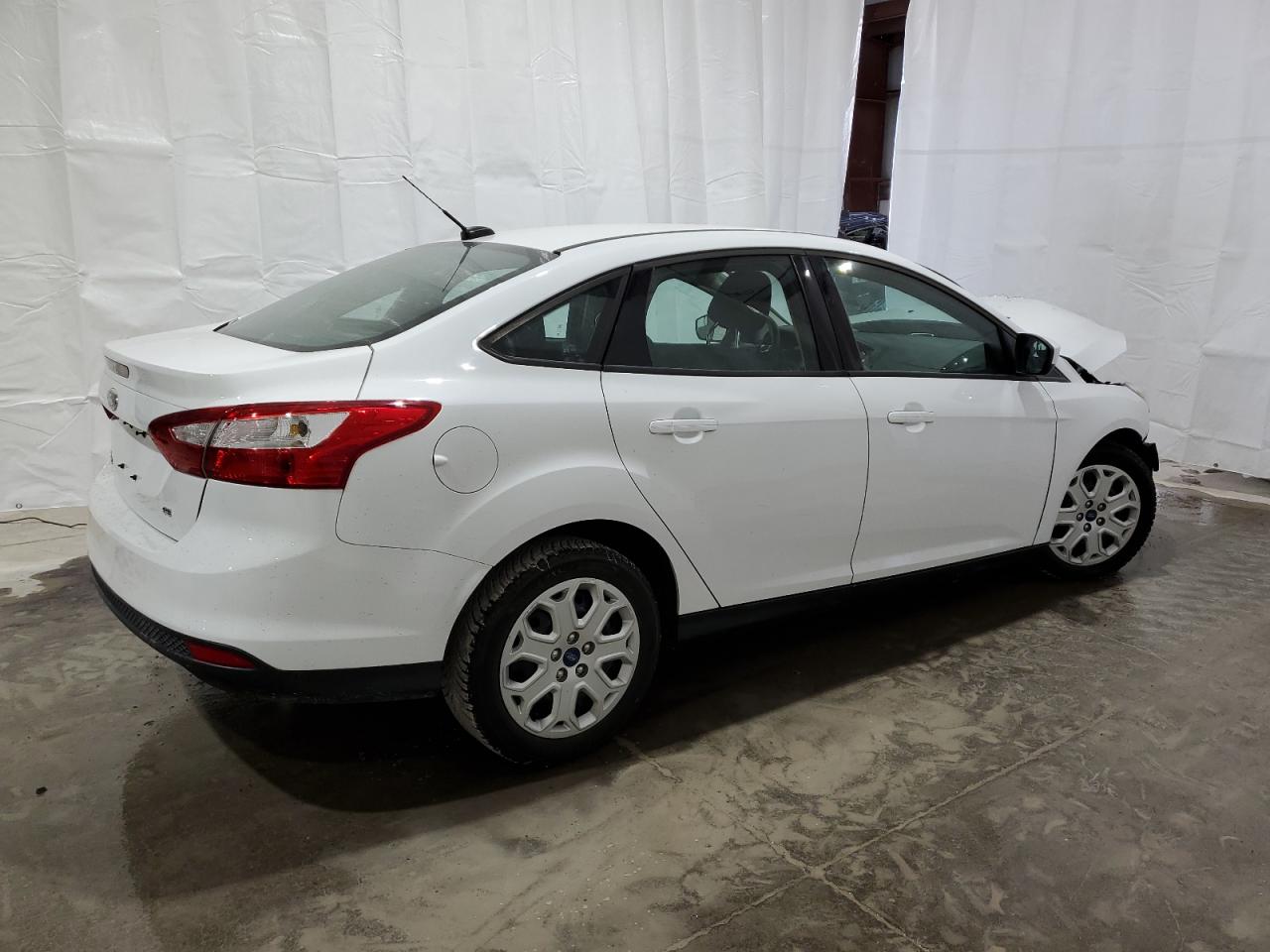 1FAHP3F2XCL242165 2012 Ford Focus Se