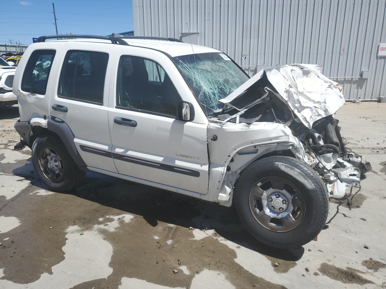 1J4GL48K34W304519 2004 Jeep Liberty Sport