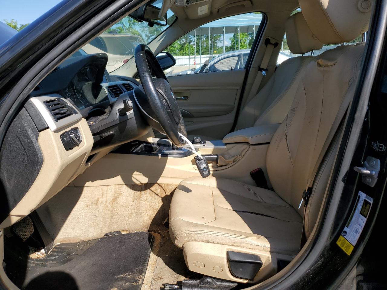 WBA3B1C56FK136471 2015 BMW 320 I