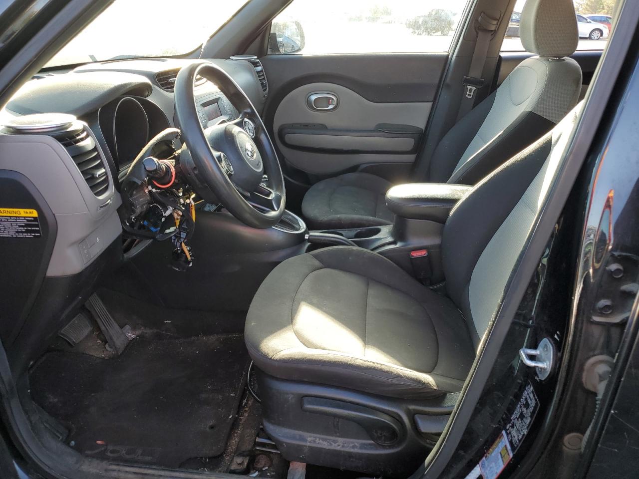 KNDJN2A27G7289851 2016 Kia Soul