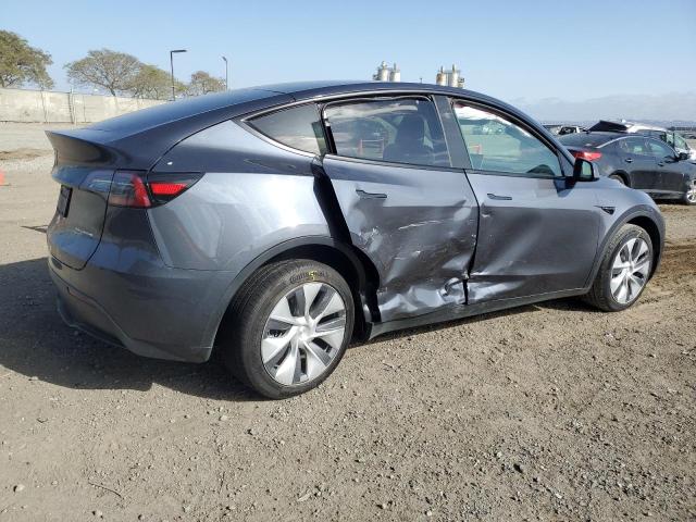 7SAYGDEEXPF910943 Tesla Model Y  3