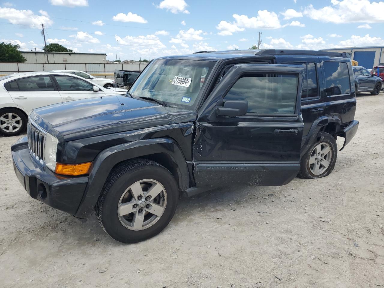 1J8HG48K08C224769 2008 Jeep Commander Sport