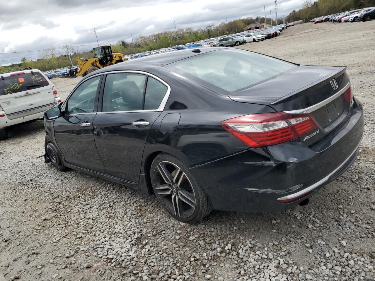 1HGCR3F90GA010933 2016 Honda Accord Touring