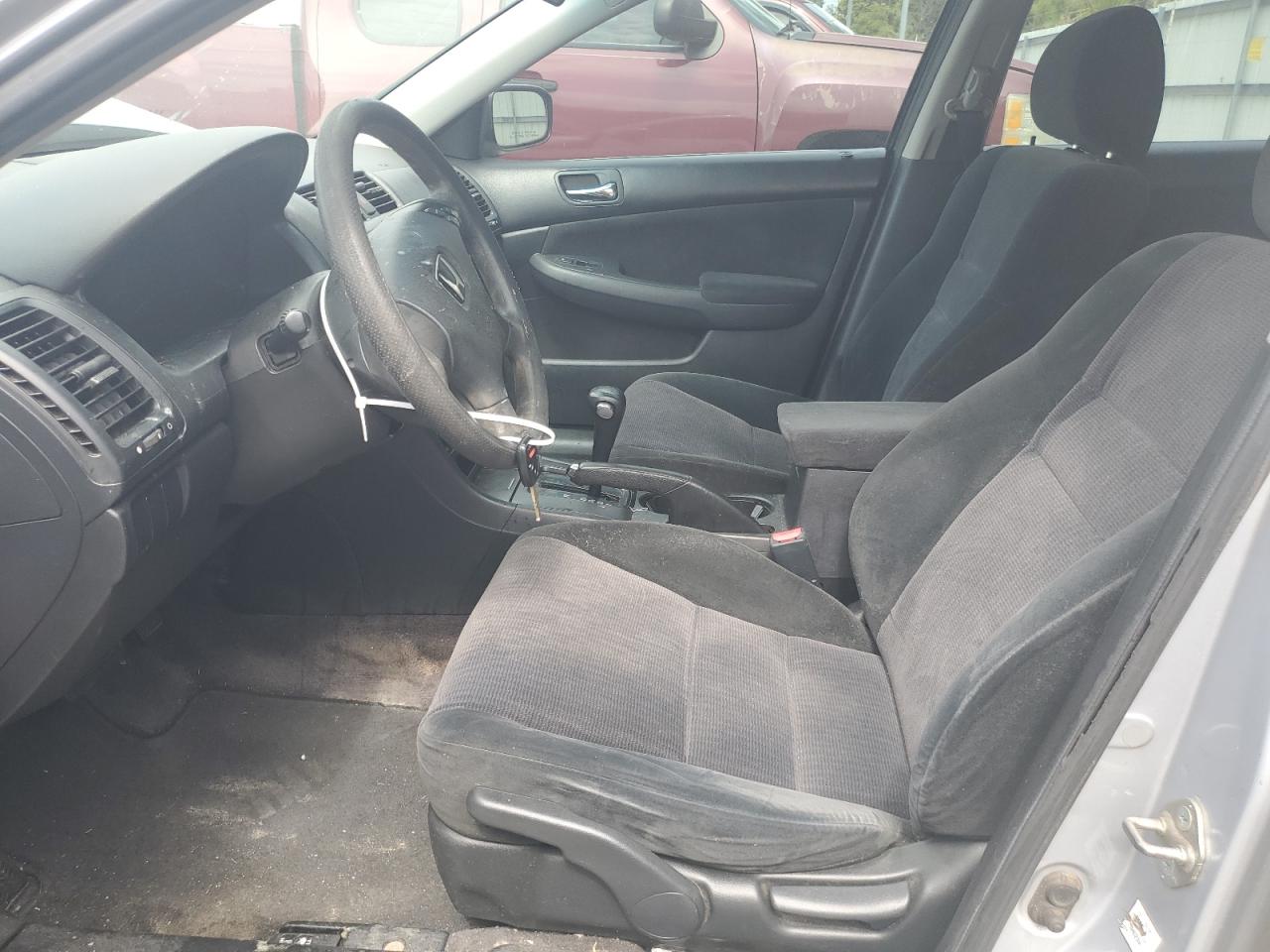 1HGCM56435A121987 2005 Honda Accord Lx