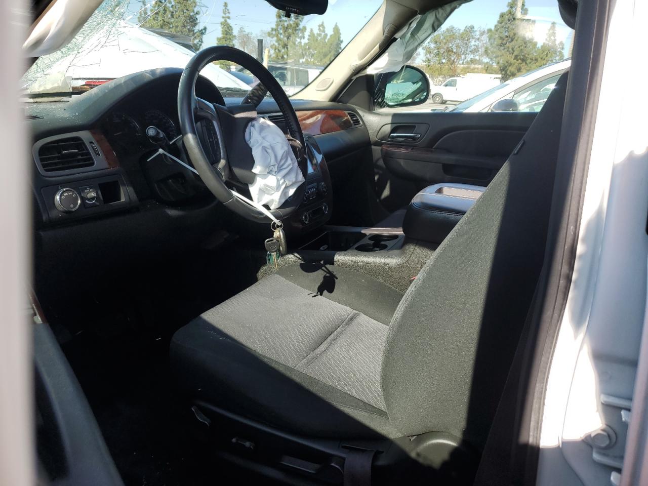 1GNSCAE0XBR284984 2011 Chevrolet Tahoe C1500 Ls