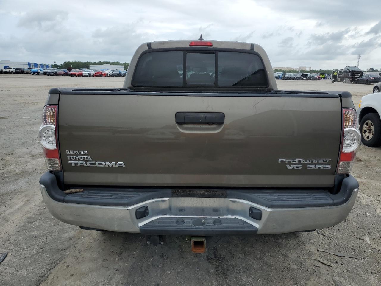 3TMJU4GN7FM188717 2015 Toyota Tacoma Double Cab Prerunner