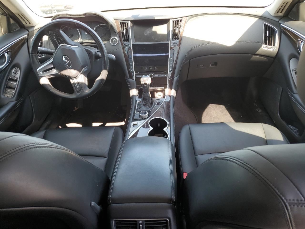 JN1EV7AP5JM363399 2018 Infiniti Q50 Luxe