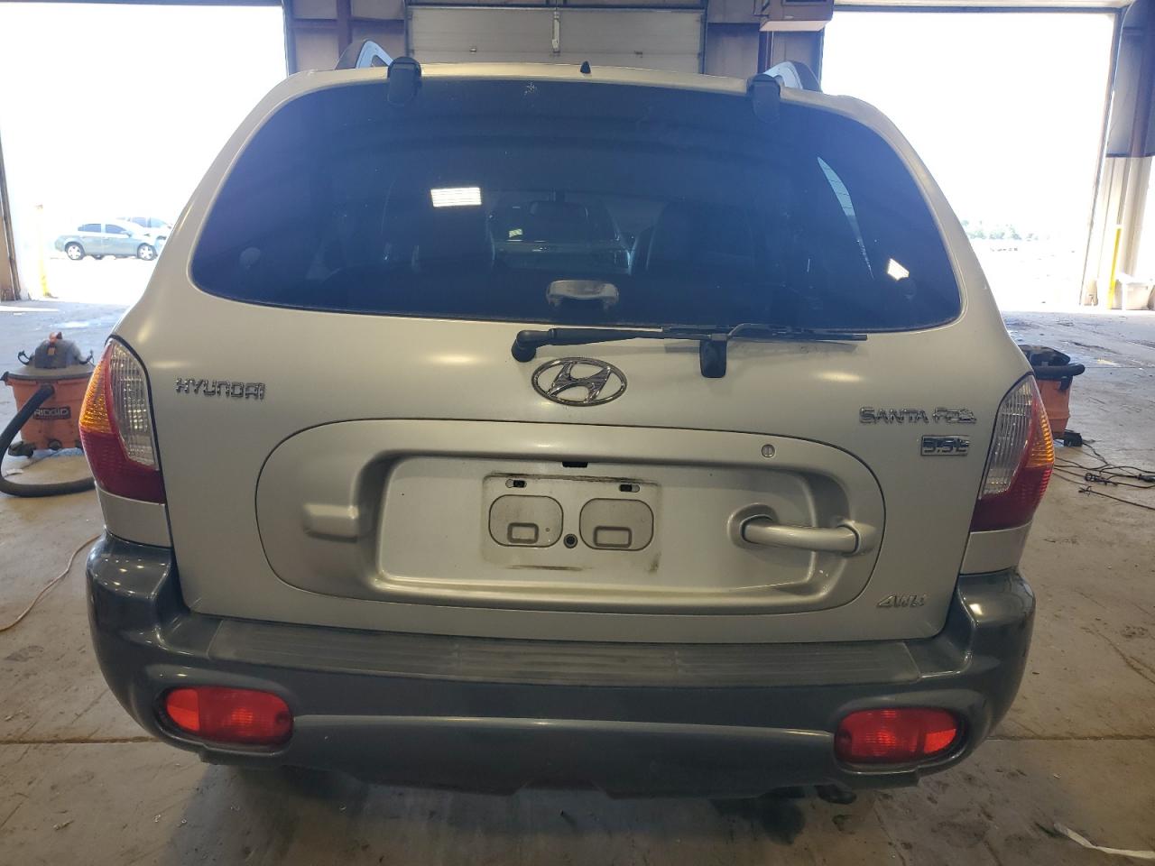 KM8SC73EX4U610823 2004 Hyundai Santa Fe Gls