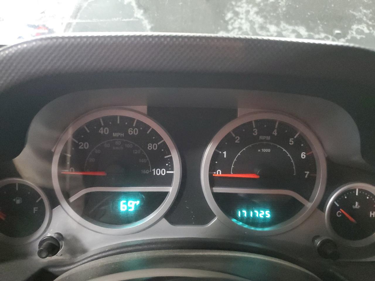 1J8GA59197L105769 2007 Jeep Wrangler Sahara