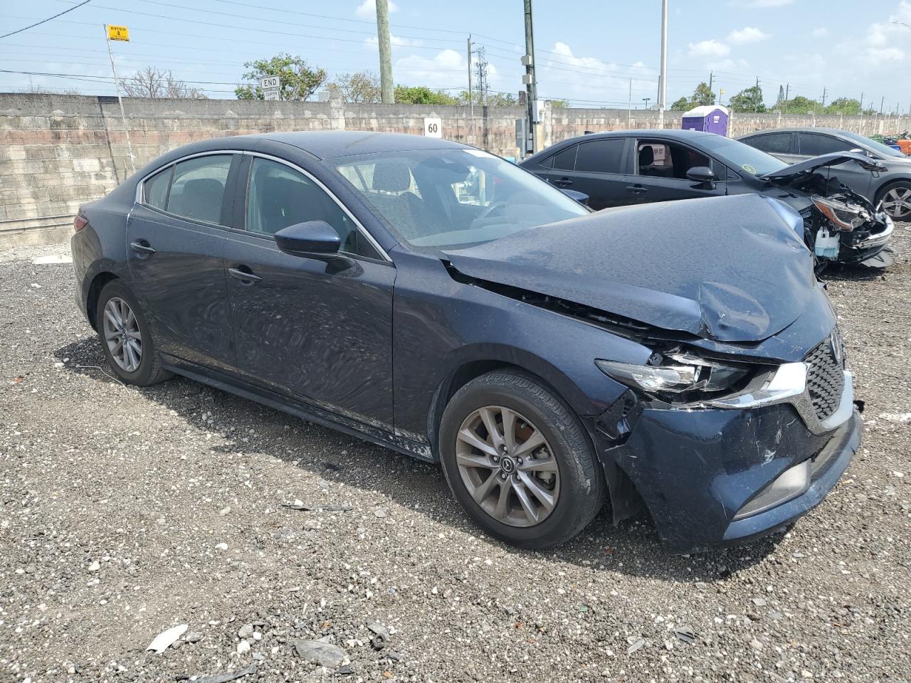 JM1BPAAL8M1328558 2021 Mazda 3