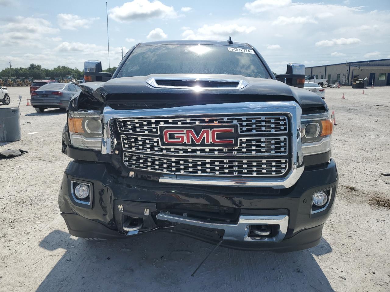 1GT12SEY1KF281931 2019 GMC Sierra K2500 Denali