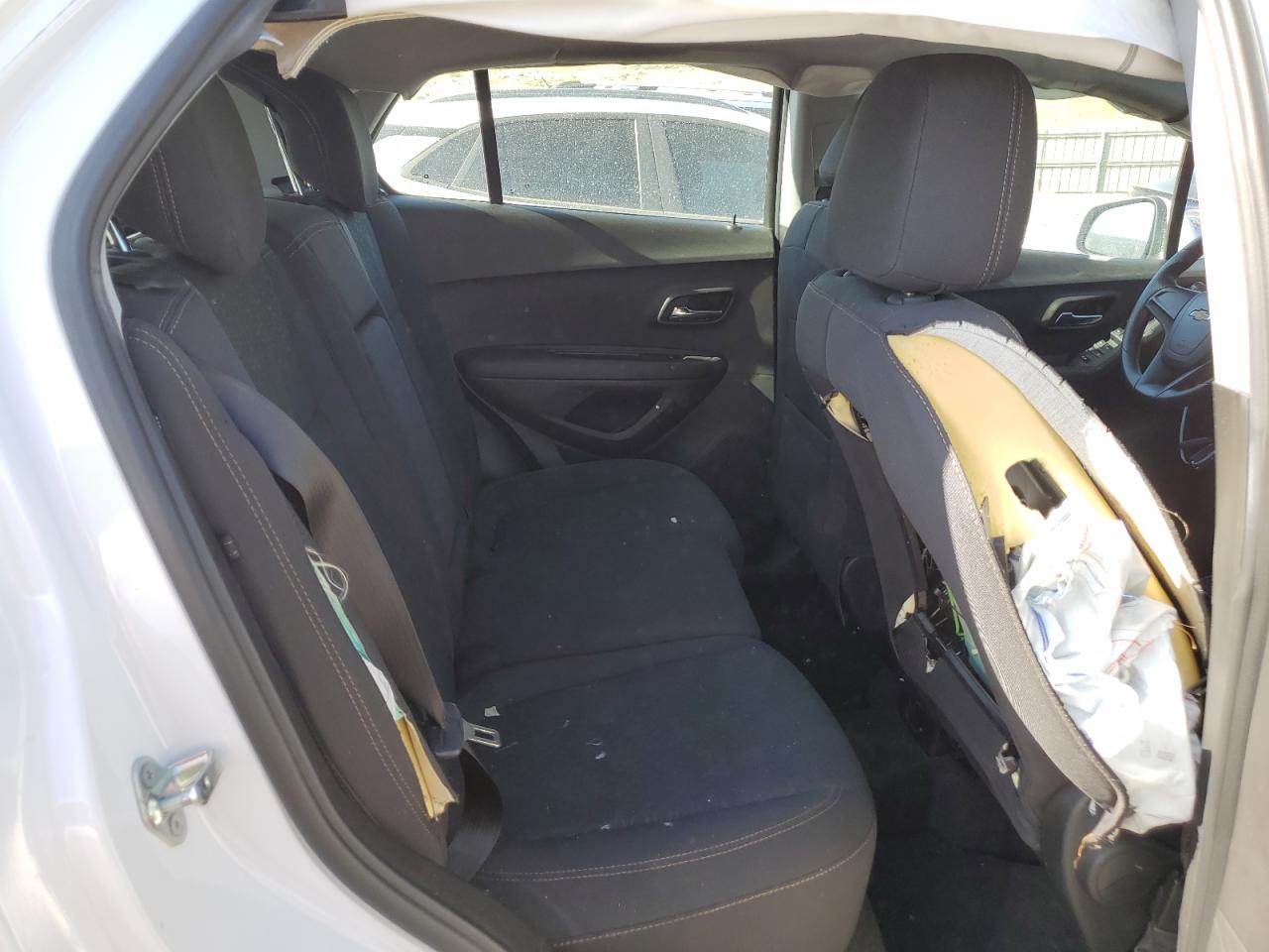 3GNCJNSB8JL231021 2018 Chevrolet Trax Ls