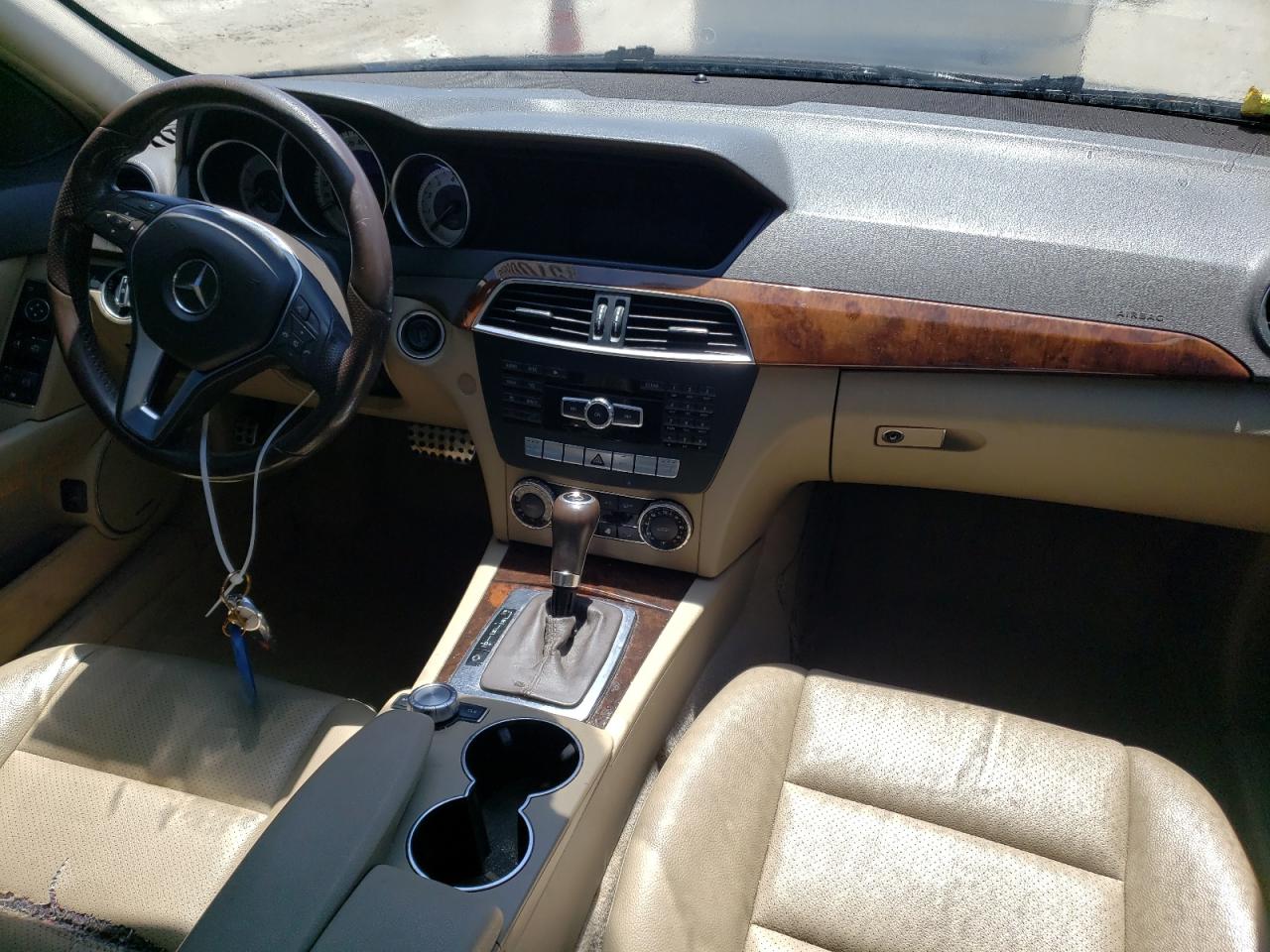 WDDGF8AB6DA774027 2013 Mercedes-Benz C 300 4Matic