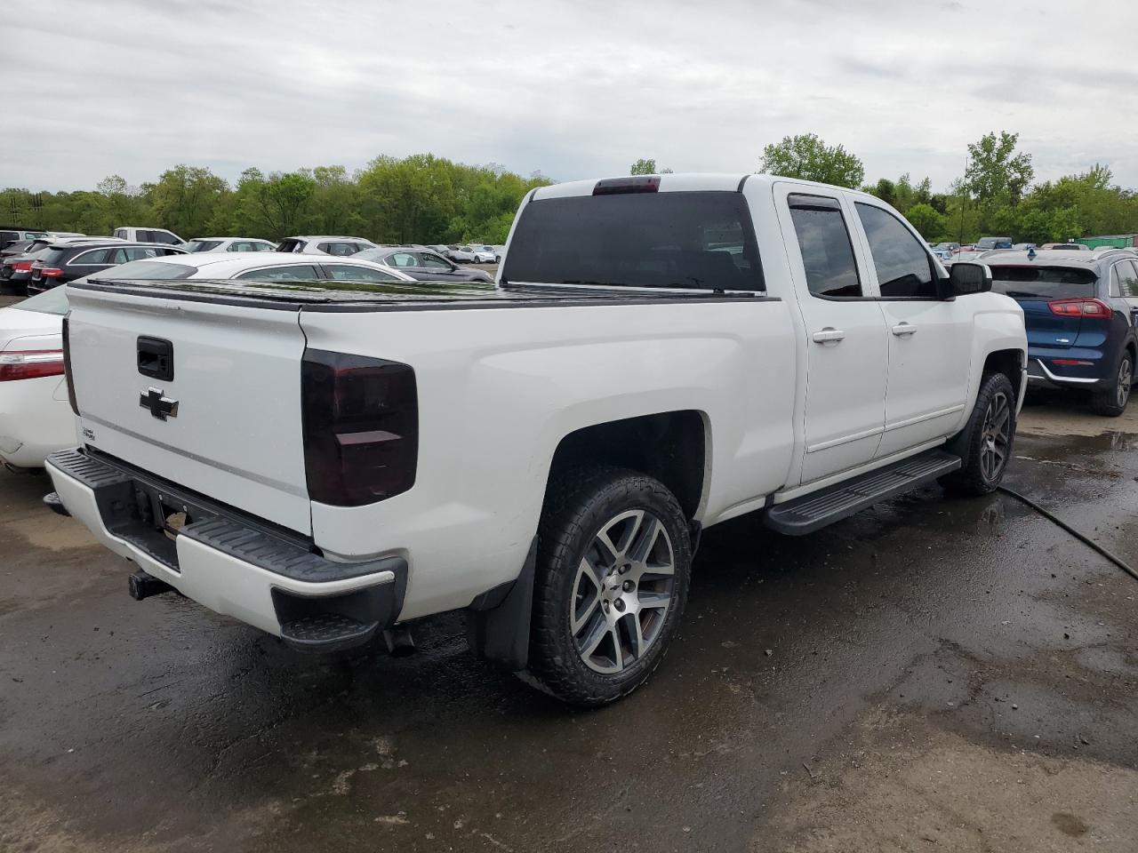 1GCVKREC9HZ264980 2017 Chevrolet Silverado K1500 Lt