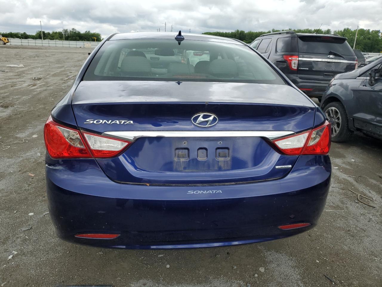 5NPEC4AC3DH698559 2013 Hyundai Sonata Se