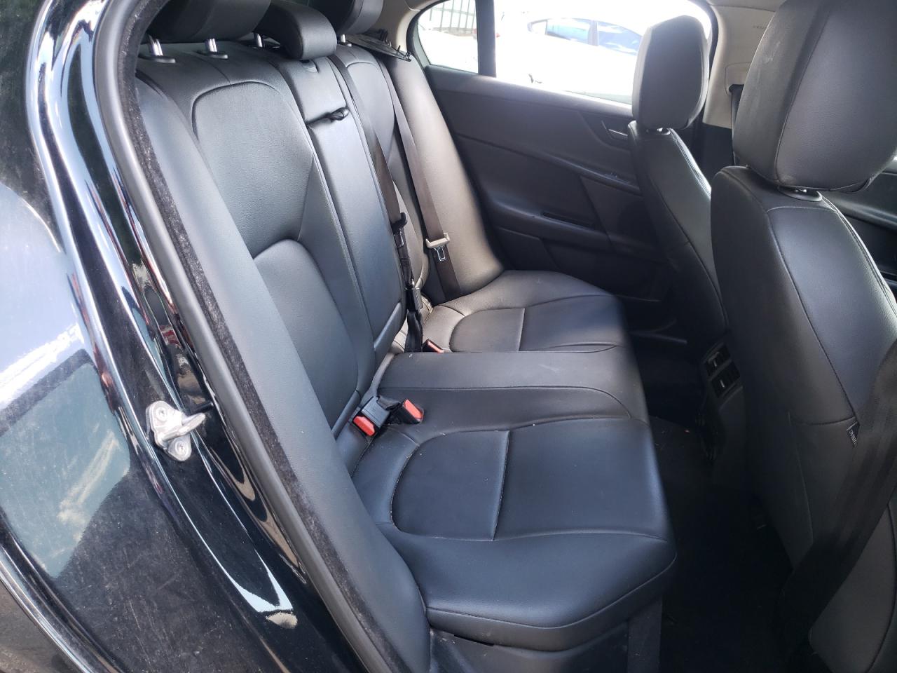 SAJAD4BG7HA976147 2017 Jaguar Xe Premium