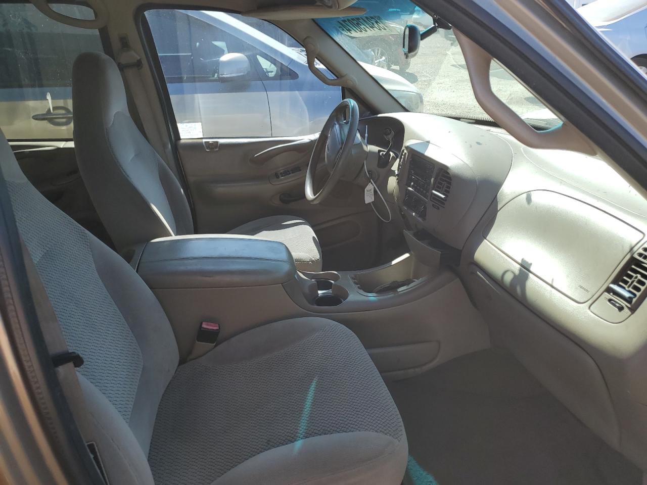 1FMRU15L21LA84712 2001 Ford Expedition Xlt