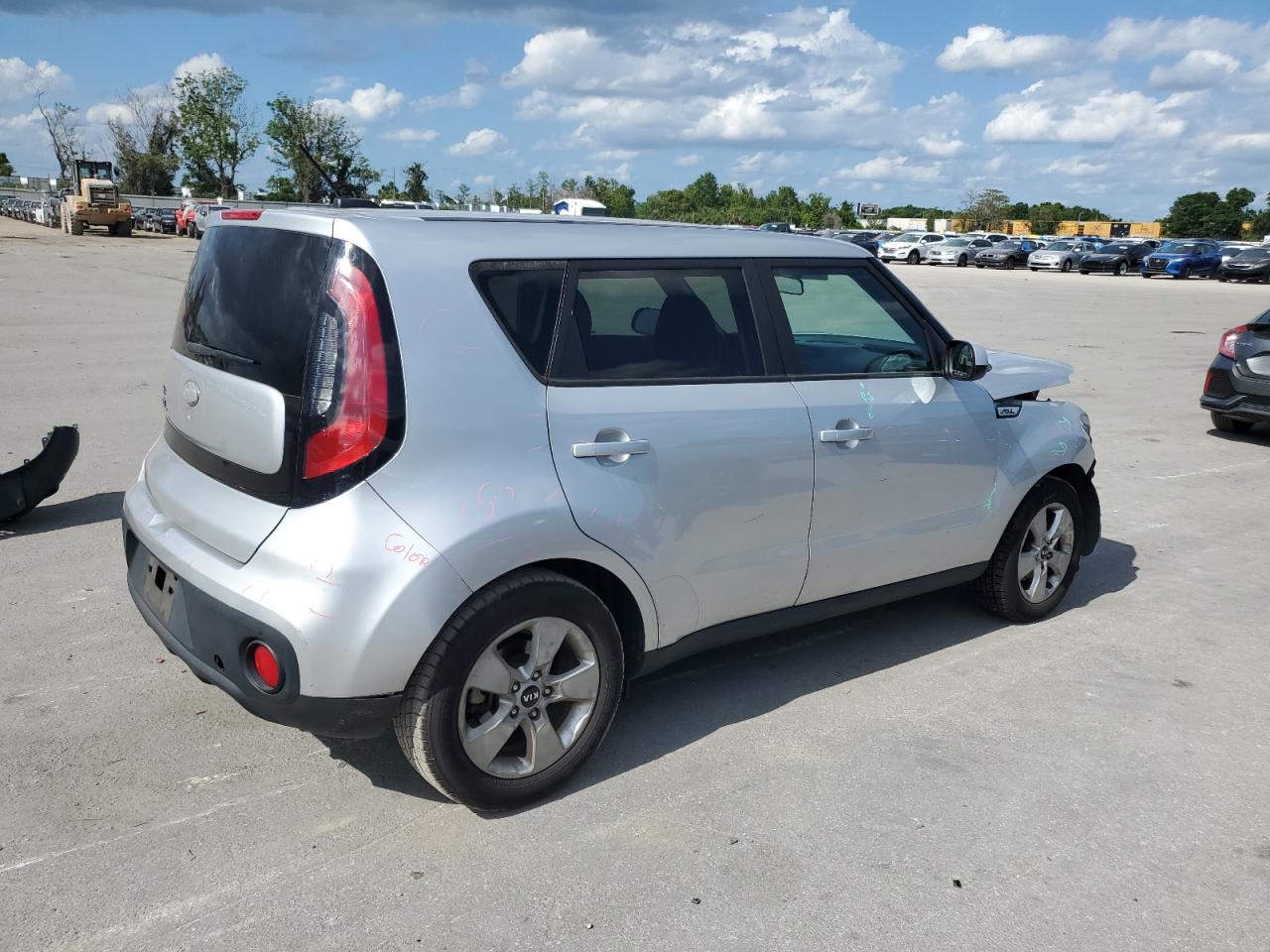 KNDJN2A24J7574806 2018 Kia Soul