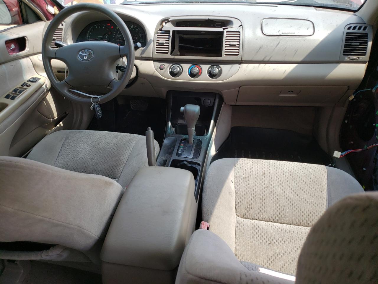 4T1BE32K14U306984 2004 Toyota Camry Le