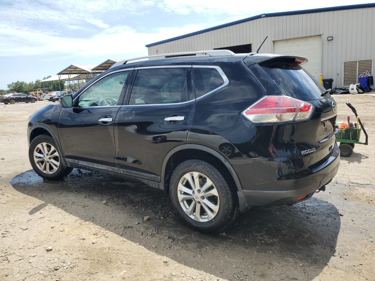 Lot #2872003167 2015 NISSAN ROGUE S