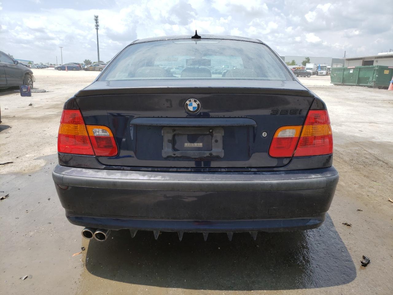 WBAET37424NJ43223 2004 BMW 325 I