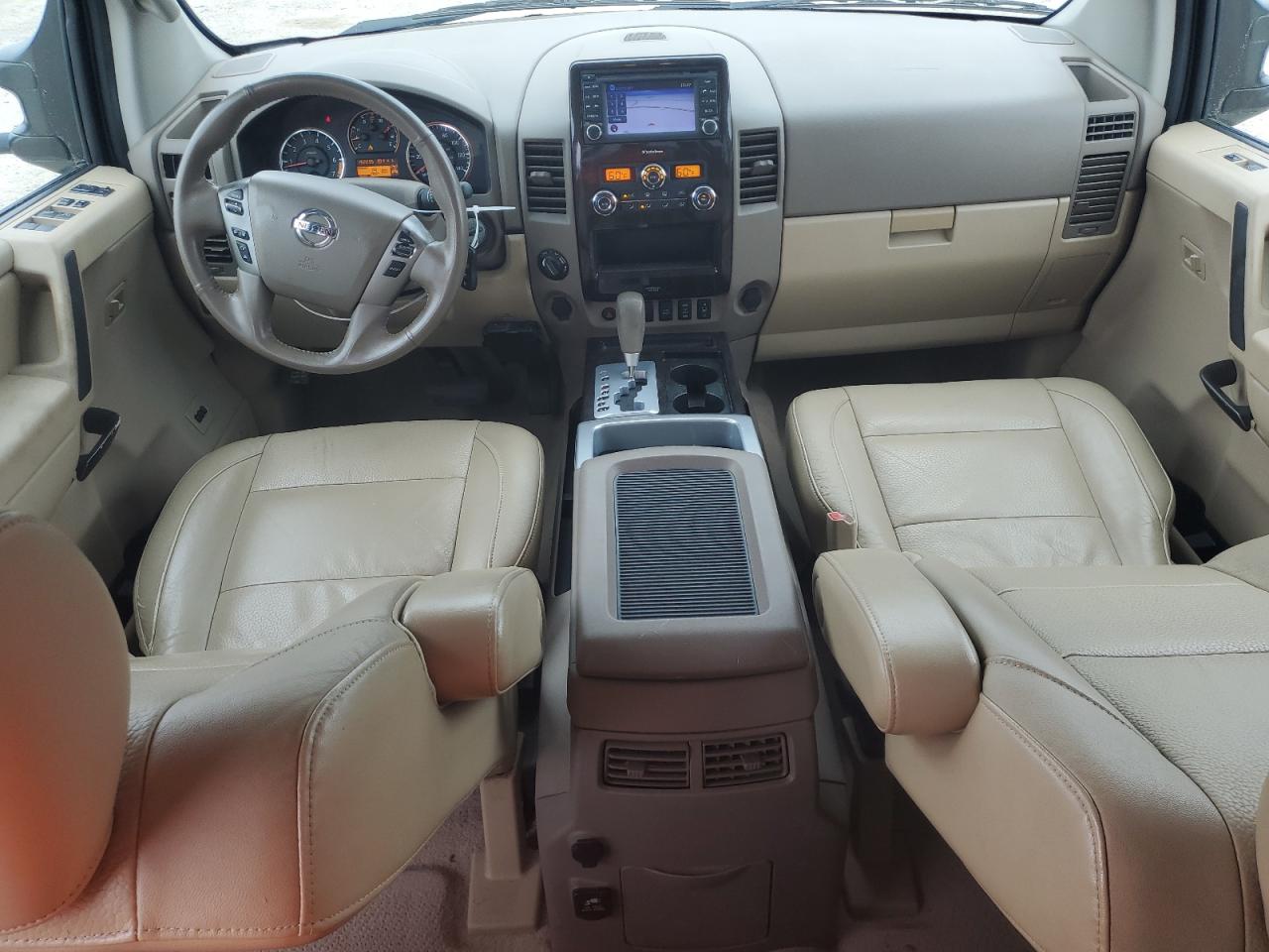 1N6BA0EC1DN301861 2013 Nissan Titan S