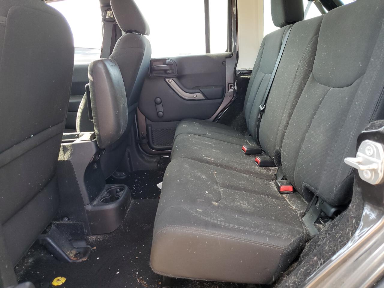 1C4BJWDG6GL284212 2016 Jeep Wrangler Unlimited Sport