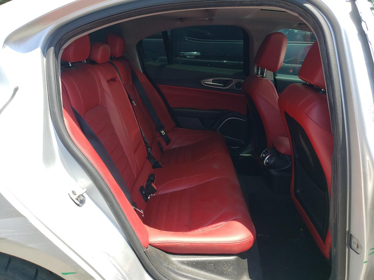 ZARFAMBN4K7605436 2019 Alfa Romeo Giulia Ti