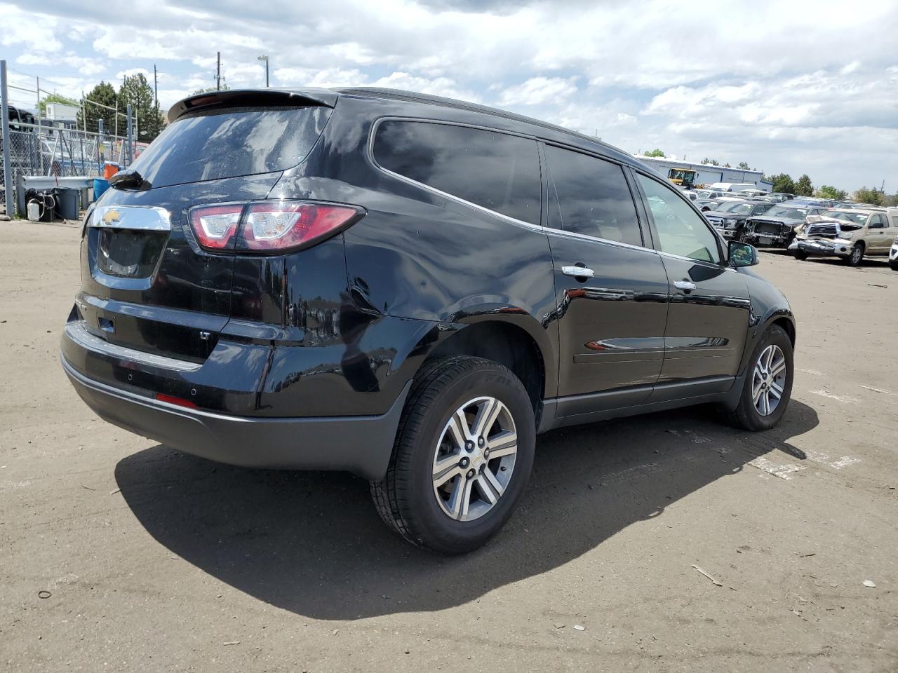 2017 Chevrolet Traverse Lt vin: 1GNKVHKDXHJ143978