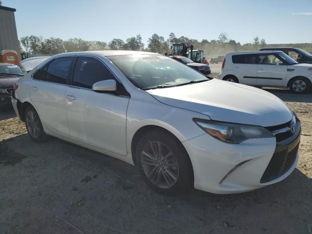 VIN 4T1BF1FK2GU137705 2016 Toyota Camry, LE no.4