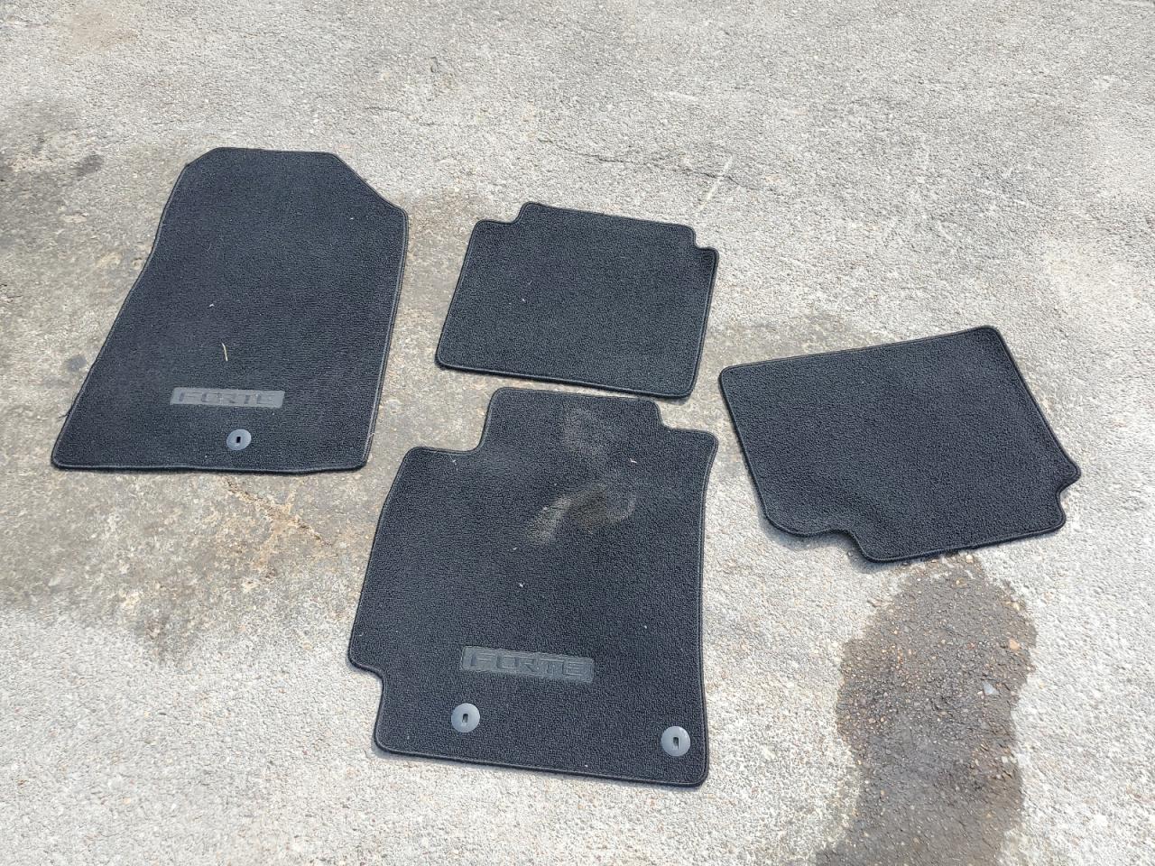 3KPF24AD2KE125833 2019 Kia Forte Fe