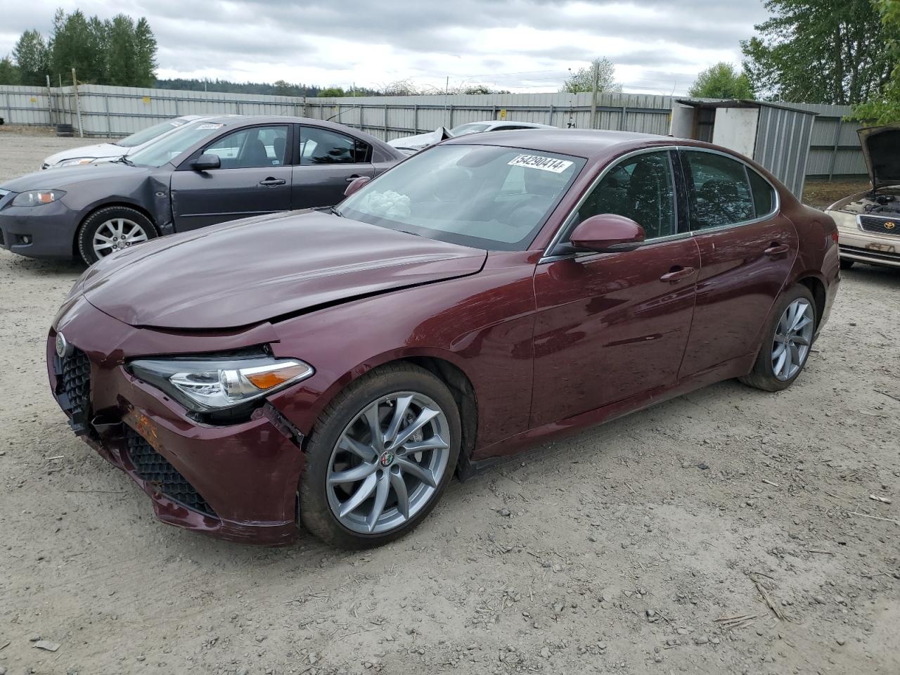 ZARFAEDNXH7557615 2017 Alfa Romeo Giulia Q4