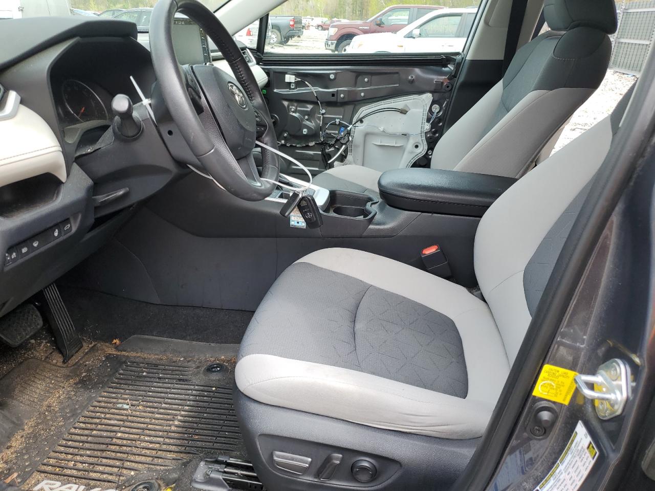 2019 Toyota Rav4 Xle vin: 2T3P1RFV9KW058397